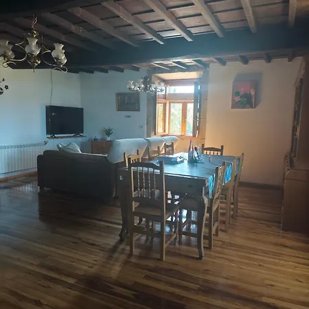 Dos Lameiros Homestay